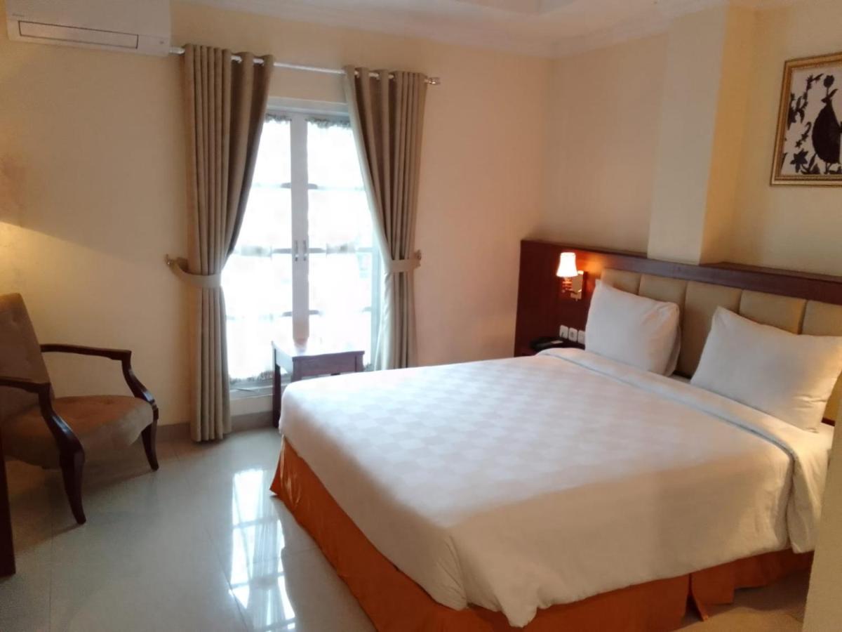 Le Semar Hotel Karawaci Dahung Extérieur photo