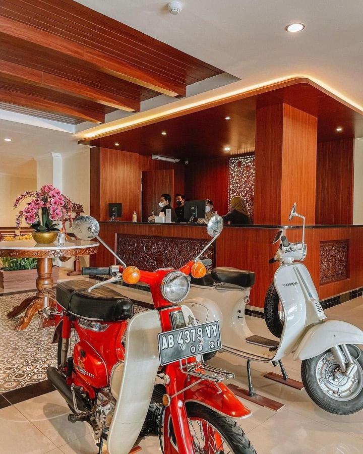 Le Semar Hotel Karawaci Dahung Extérieur photo
